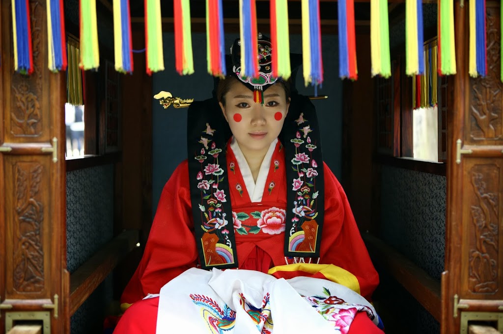 Сеул традиционный костюм Тур «Корейская классика: Сеул, Пусан, Кёнчжу». Авиа